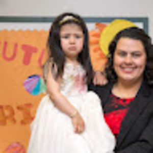 Meet your Posher, Roxana